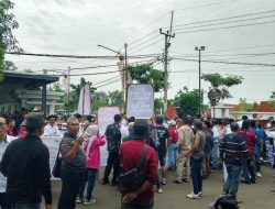 Ratusan Wartawan Geruduk Pendopo Indramayu, Tolak Pengosongan Gedung Graha Pers