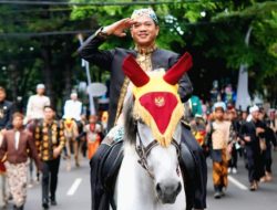 Tampil Memukau dengan Busana Adat Tatar Ukur, Simbol Kebanggaan Sejarah Kabupaten Bandung